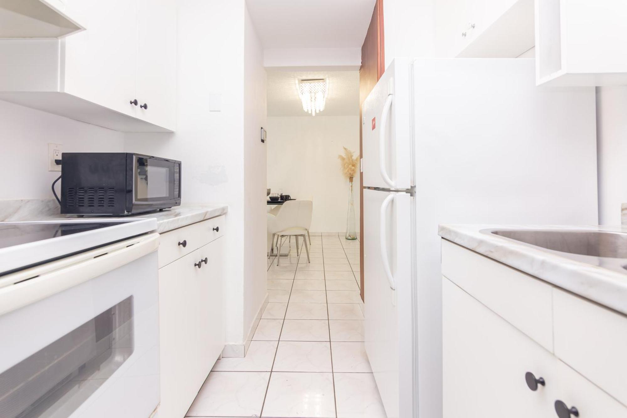 One Bedroom Apartment - With Parking & Balcony - Heart Of Wynwood Miami Bagian luar foto